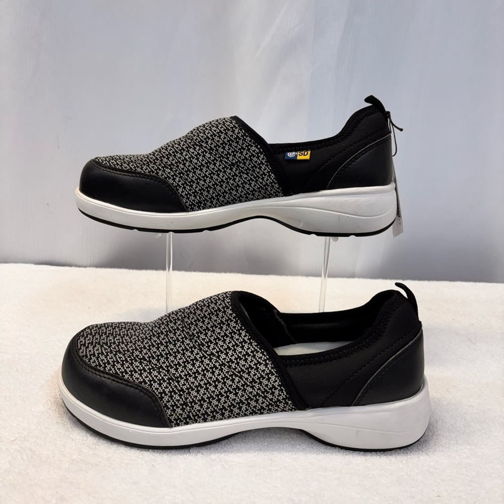 NWOT Kodiak Taren ortholite slip on steel toes